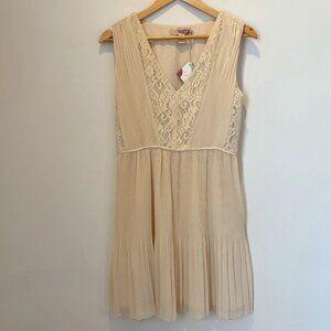 Forever21 Accordion Lace Romantic Fairy Dress Neutral Cream Small-Medium NEW